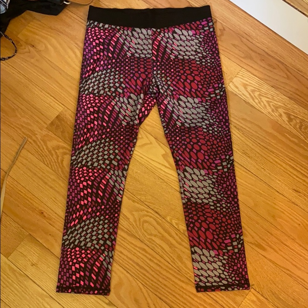 HUE 7/8 Leggings
